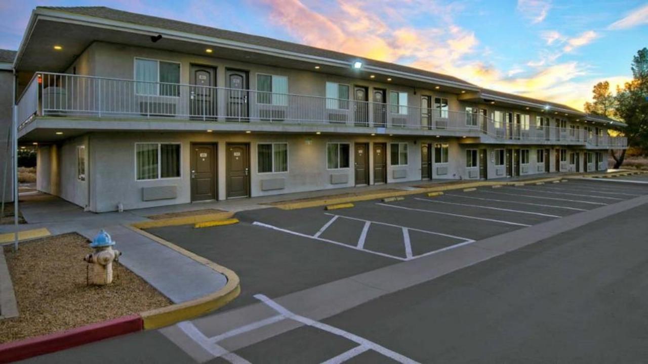 Motel 6 Victorville Exterior foto