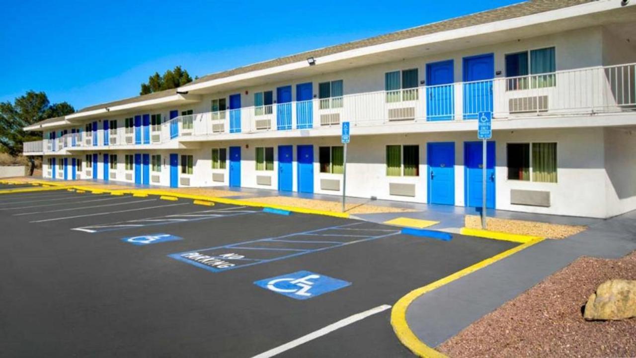 Motel 6 Victorville Exterior foto