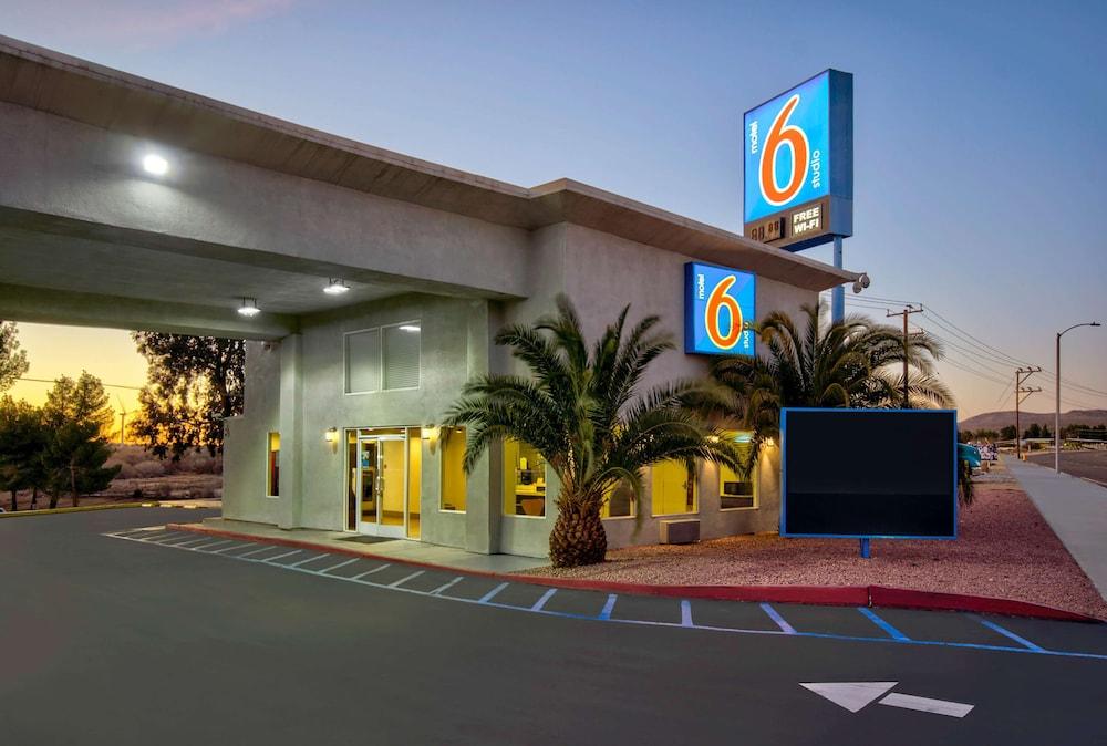 Motel 6 Victorville Exterior foto
